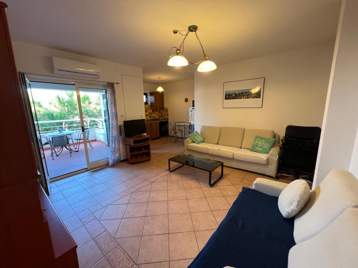 Apartment Luka Novalja Bagian luar foto