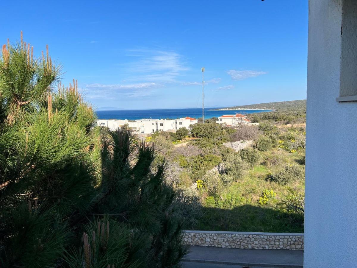 Apartment Luka Novalja Bagian luar foto