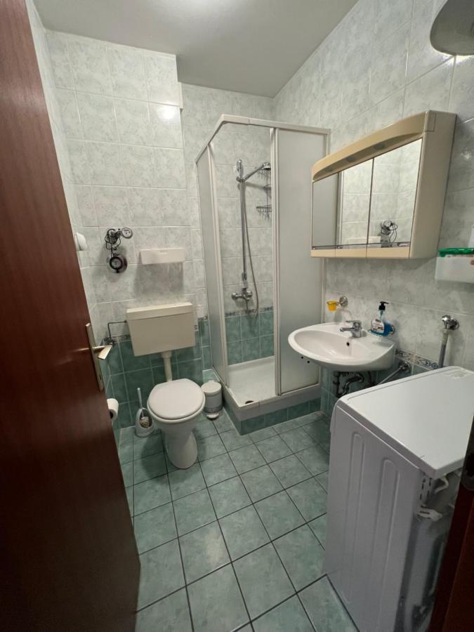 Apartment Luka Novalja Bagian luar foto