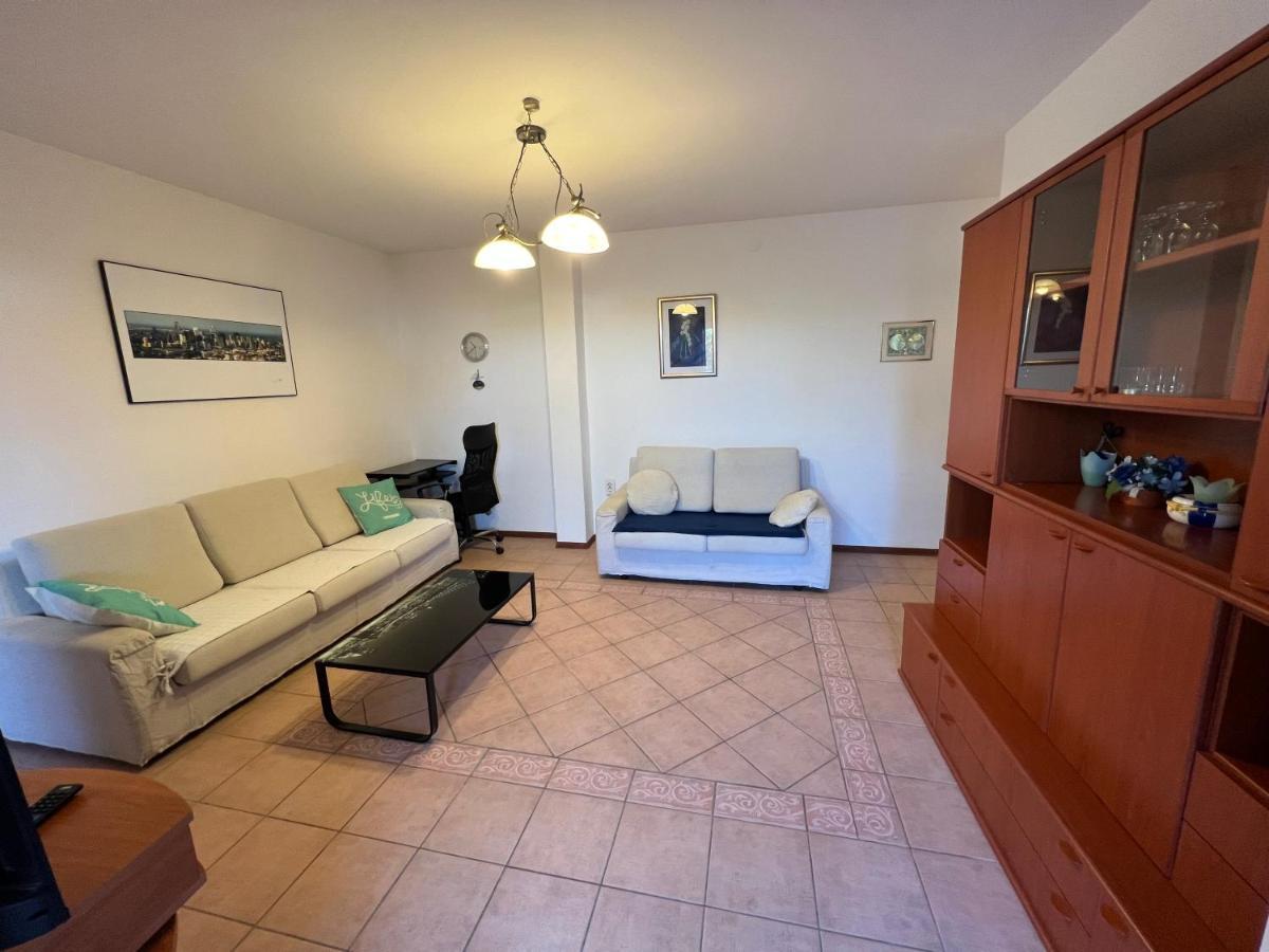 Apartment Luka Novalja Bagian luar foto